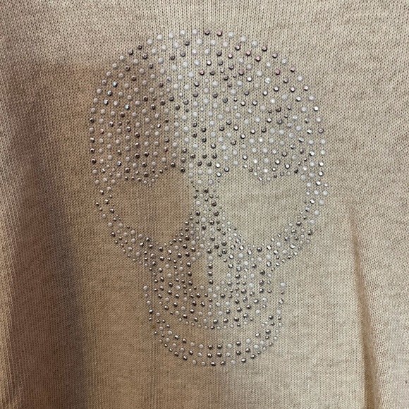 Sweater - Picture 3 of 3